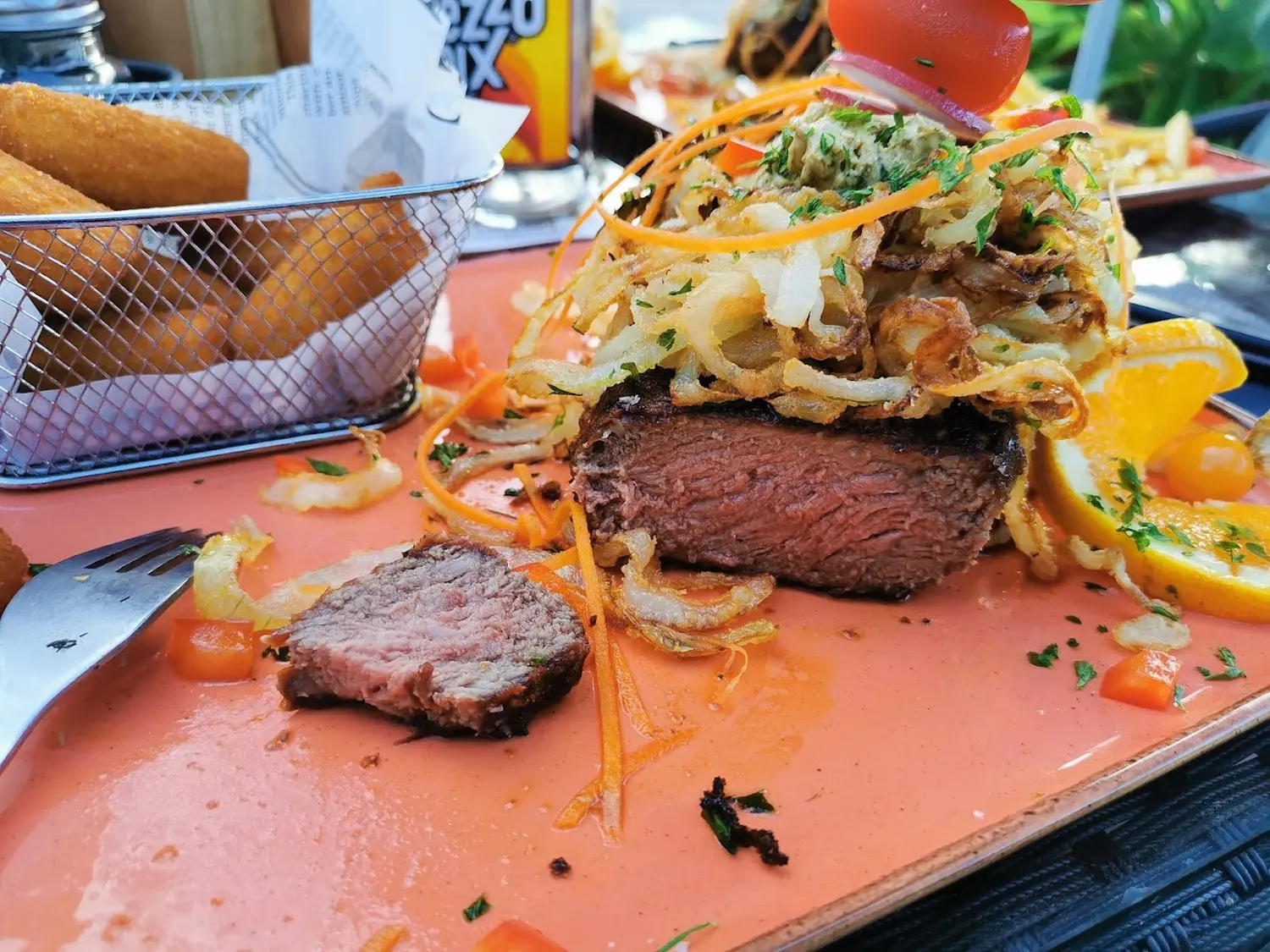 Sportgaststätte Römerberg Restaurant BBQ Steak mit Pommes